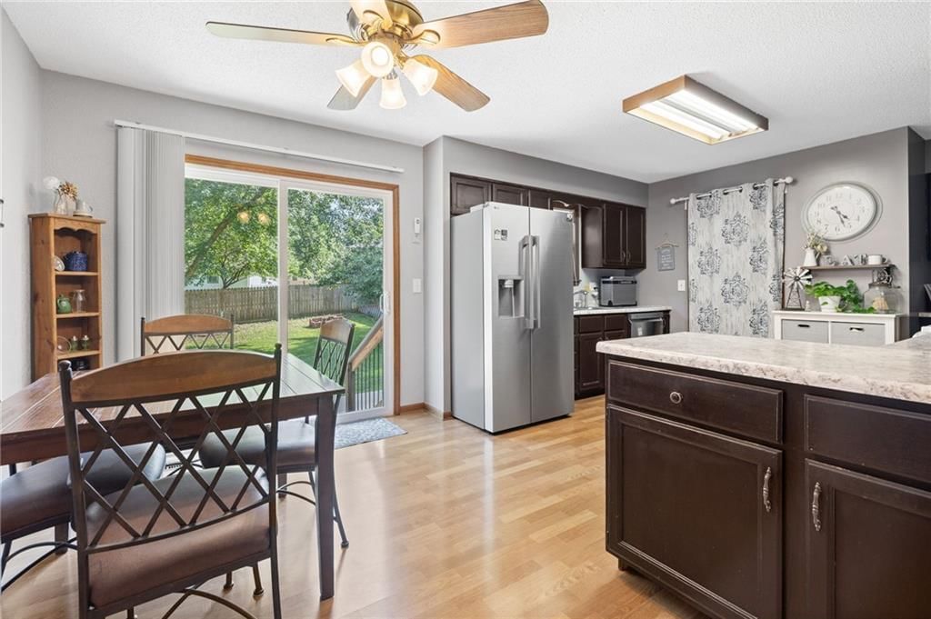 Photo 8 of 37 - 17819 E Greentree Avenue, Independence, MO 64057