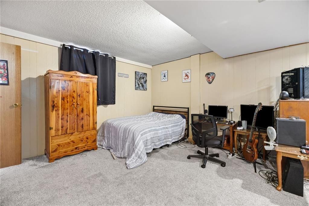 Photo 26 of 37 - 17819 E Greentree Avenue, Independence, MO 64057