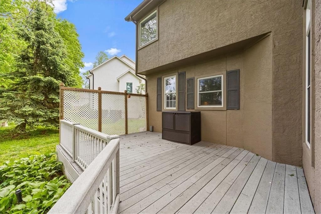 15902 W 161st Street — photo 33