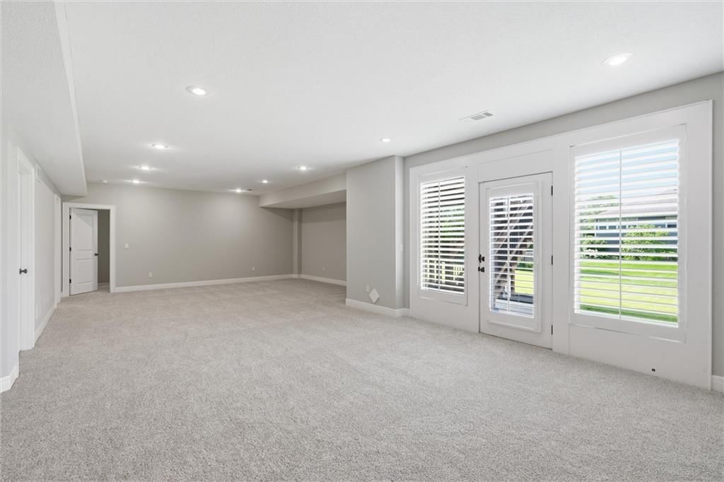 11609 W 158th Street — photo 43
