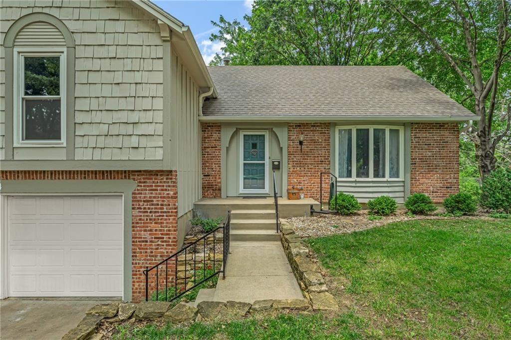 2324 SW 34th Street — photo 6