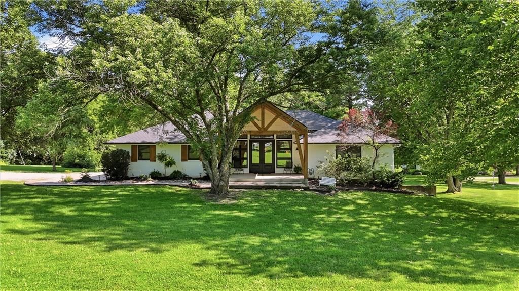 13901 Leavenworth Road — photo 3