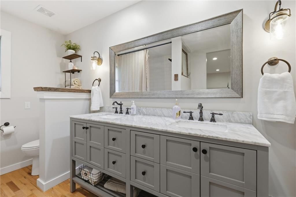 13901 Leavenworth Road — photo 17