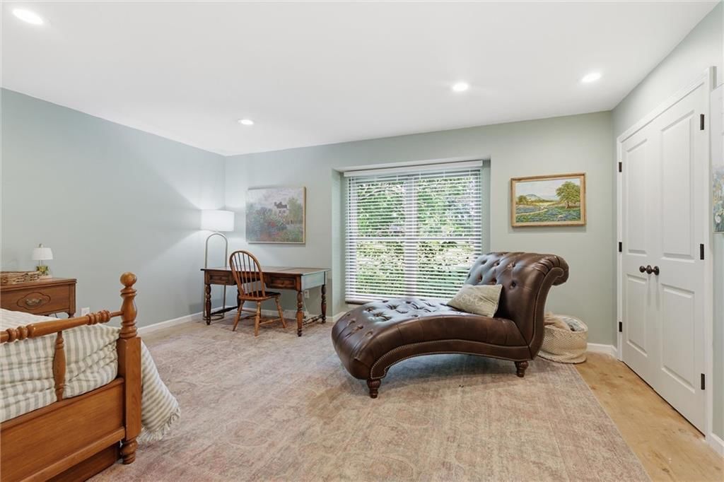13901 Leavenworth Road — photo 18