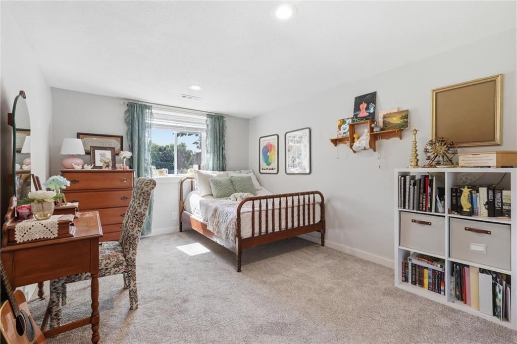 13901 Leavenworth Road — photo 24