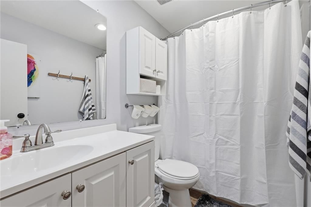 13901 Leavenworth Road — photo 26
