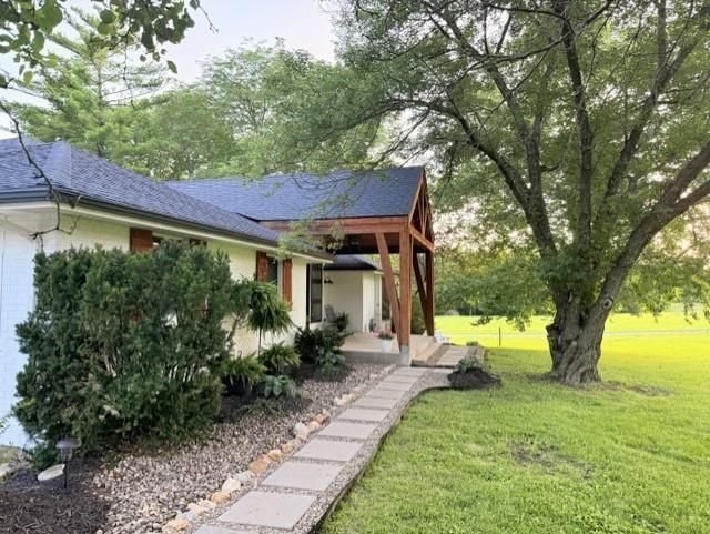 13901 Leavenworth Road — photo 44