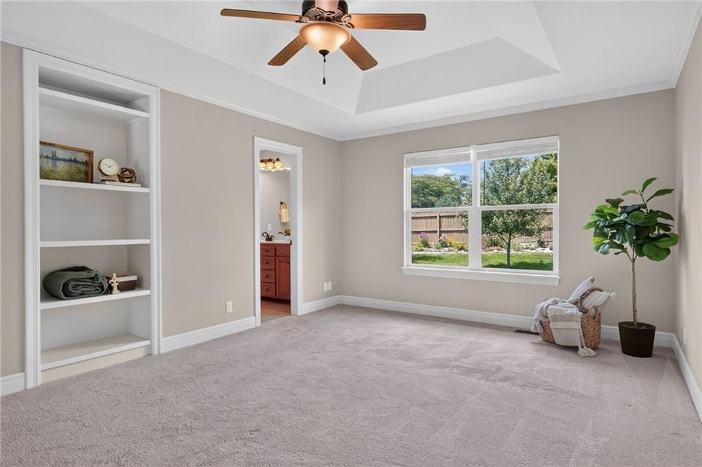10658 S EMERALD Street — photo 22