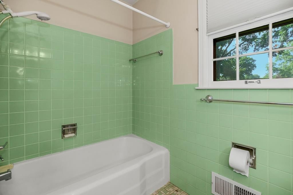 3718 W 52nd Terrace — photo 17