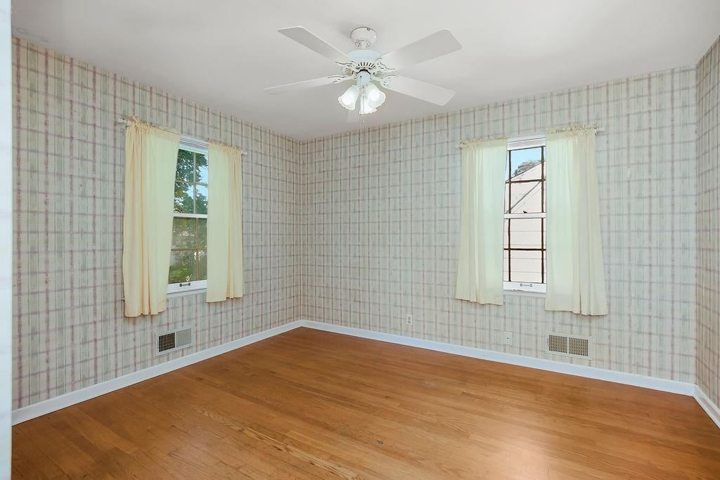 3718 W 52nd Terrace — photo 18