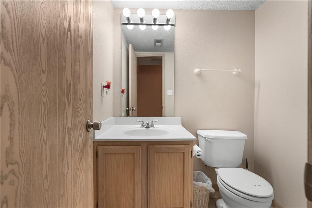 1325 SE NORWOOD Drive — photo 5