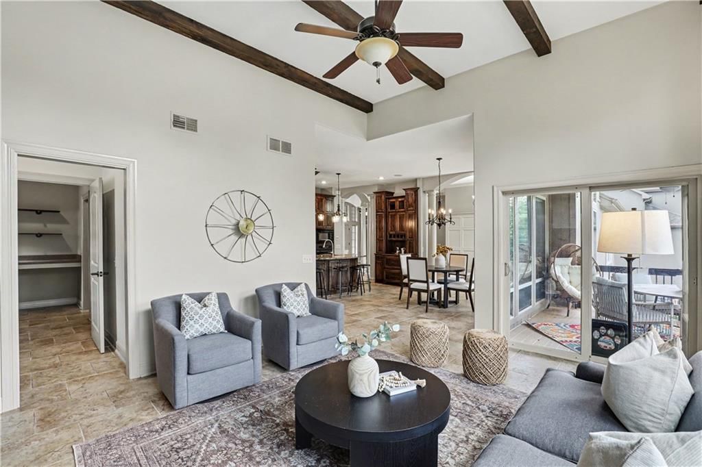 1616 NE Daltons Ridge Drive — photo 15