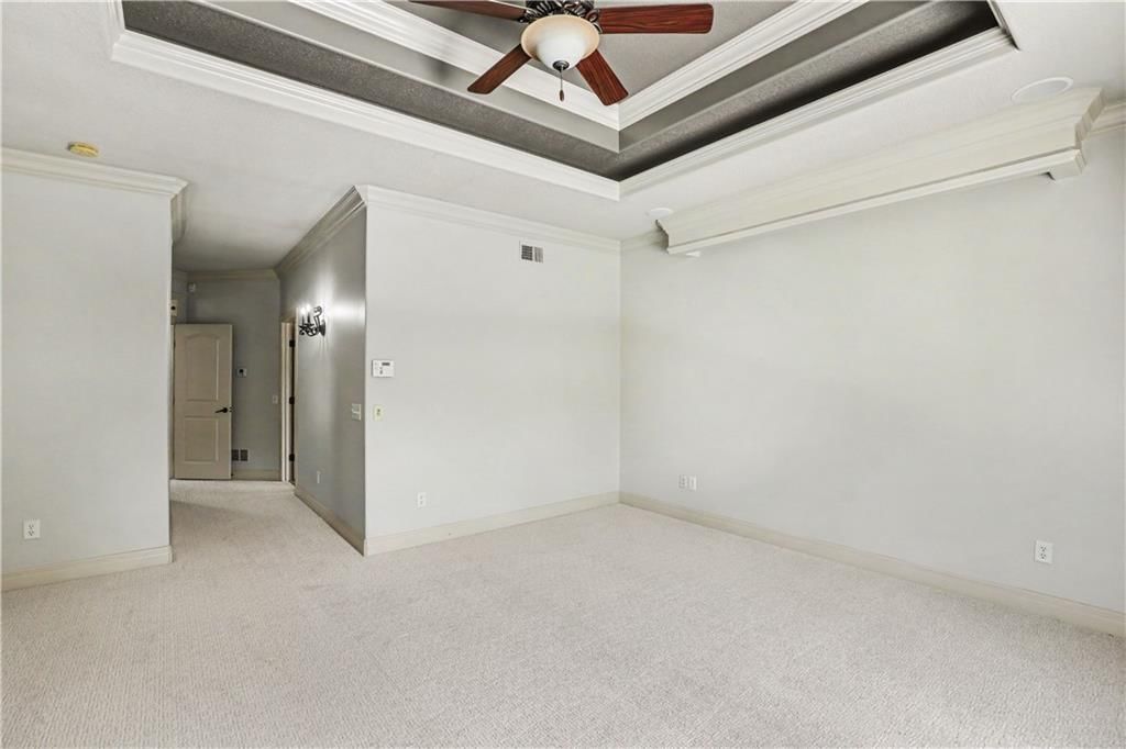 1616 NE Daltons Ridge Drive — photo 24