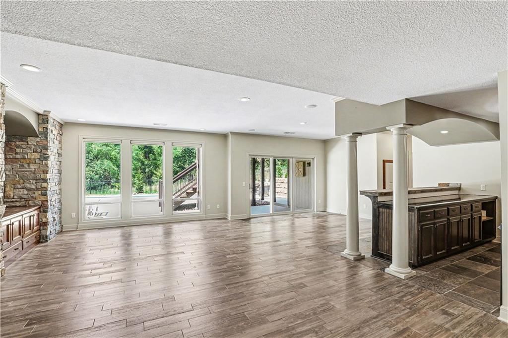 1616 NE Daltons Ridge Drive — photo 29