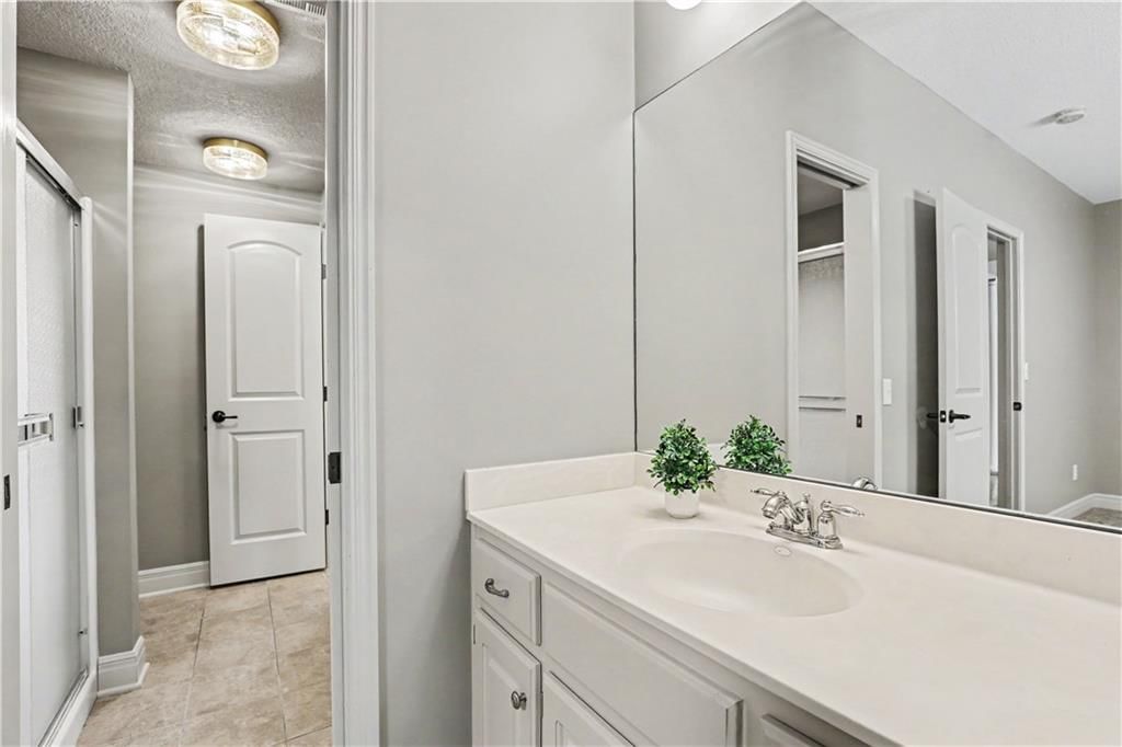 1616 NE Daltons Ridge Drive — photo 35