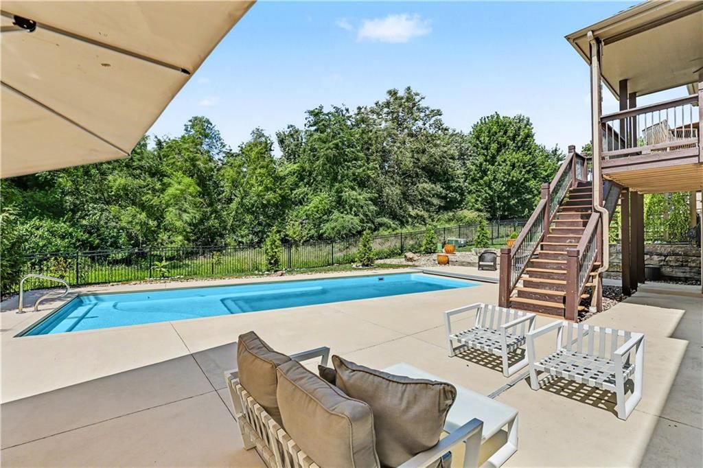 1616 NE Daltons Ridge Drive — photo 39