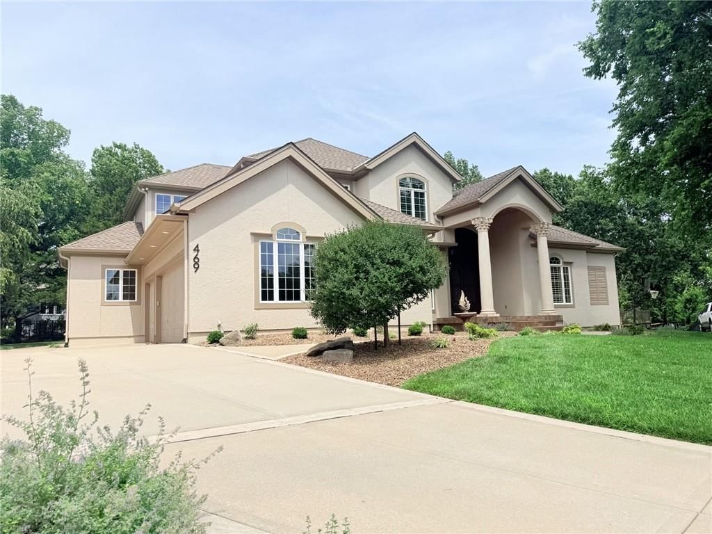 469 NW Riven Rock Place — photo 1