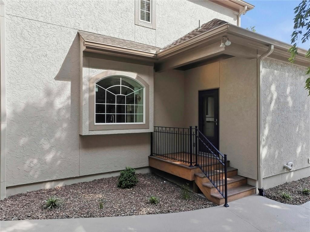 469 NW Riven Rock Place — photo 17