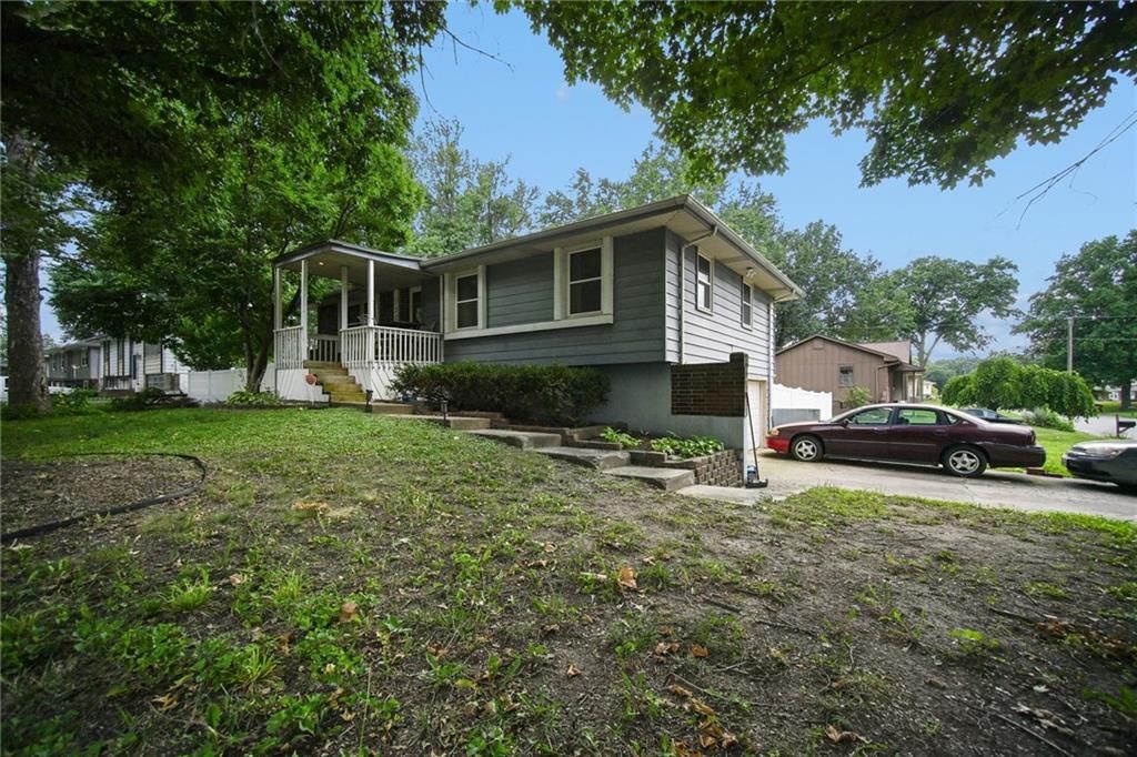 120 Baker Street — photo 2