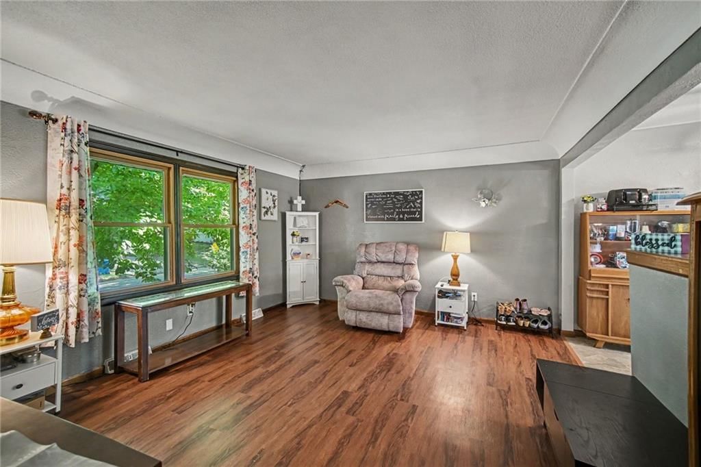 120 Baker Street — photo 4