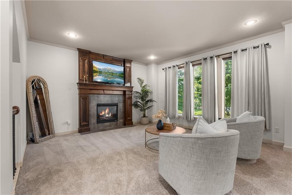 508 SW Lake Side Drive — photo 8