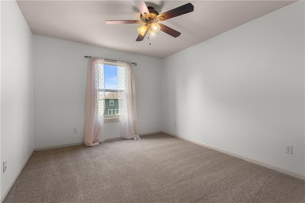 508 SW Lake Side Drive — photo 28