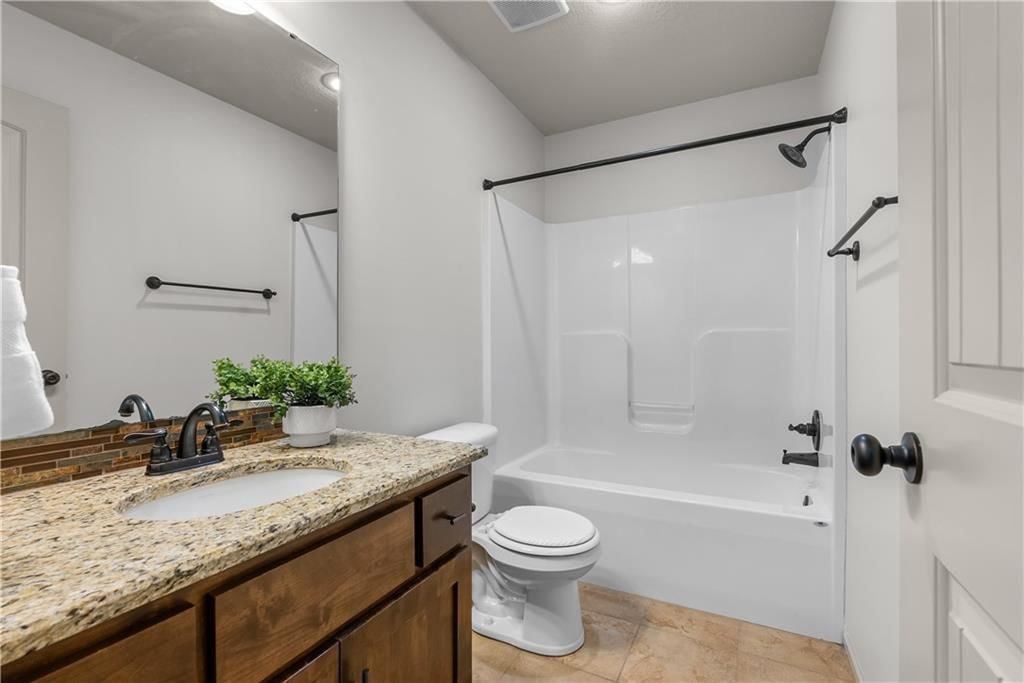 508 SW Lake Side Drive — photo 33