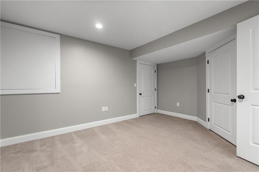 508 SW Lake Side Drive — photo 37