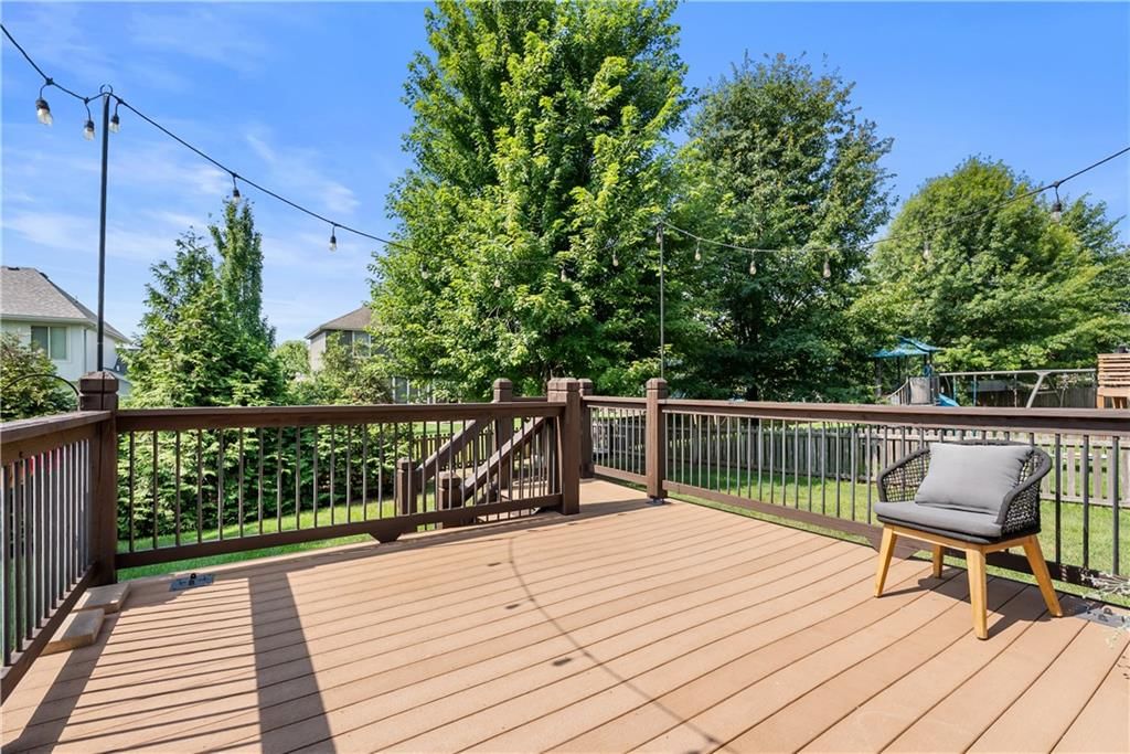 508 SW Lake Side Drive — photo 39
