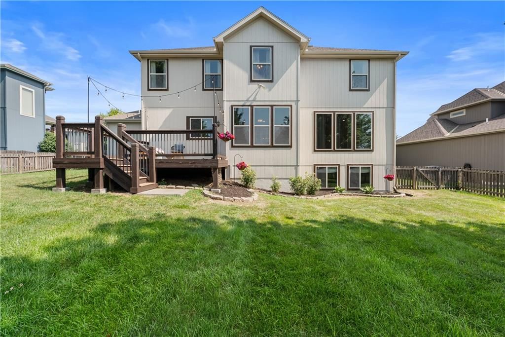 508 SW Lake Side Drive — photo 42