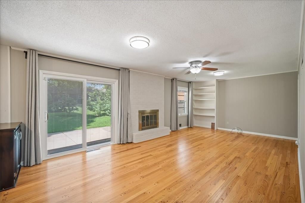 20 W 109TH Terrace — photo 8