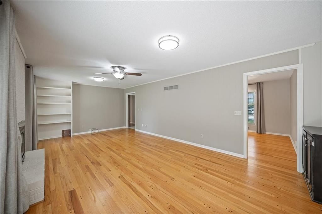 20 W 109TH Terrace — photo 9