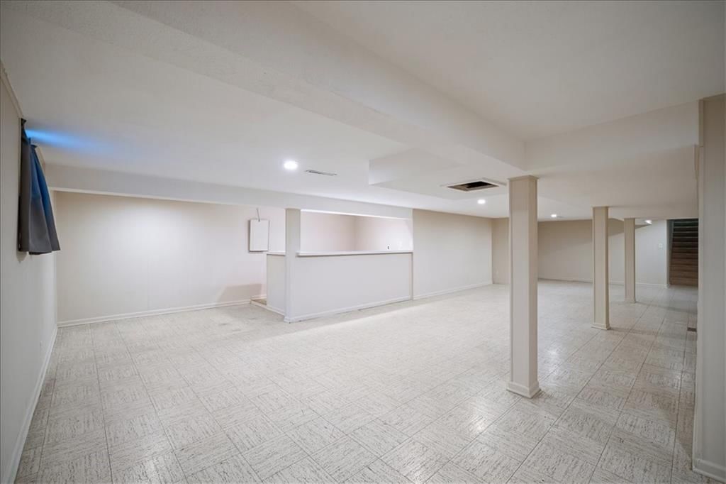 20 W 109TH Terrace — photo 27