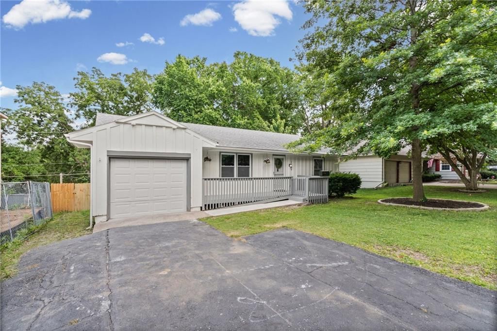 7809 Rosewood Drive — photo 3