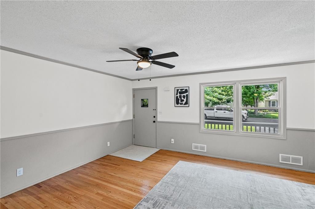 7809 Rosewood Drive — photo 4