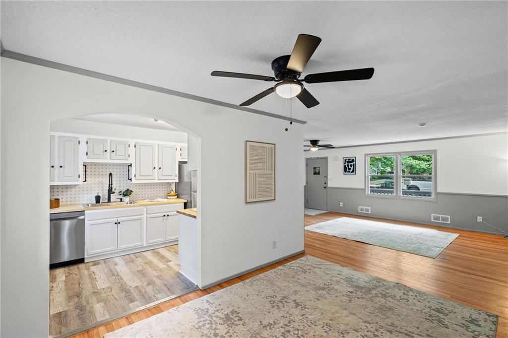 7809 Rosewood Drive — photo 9
