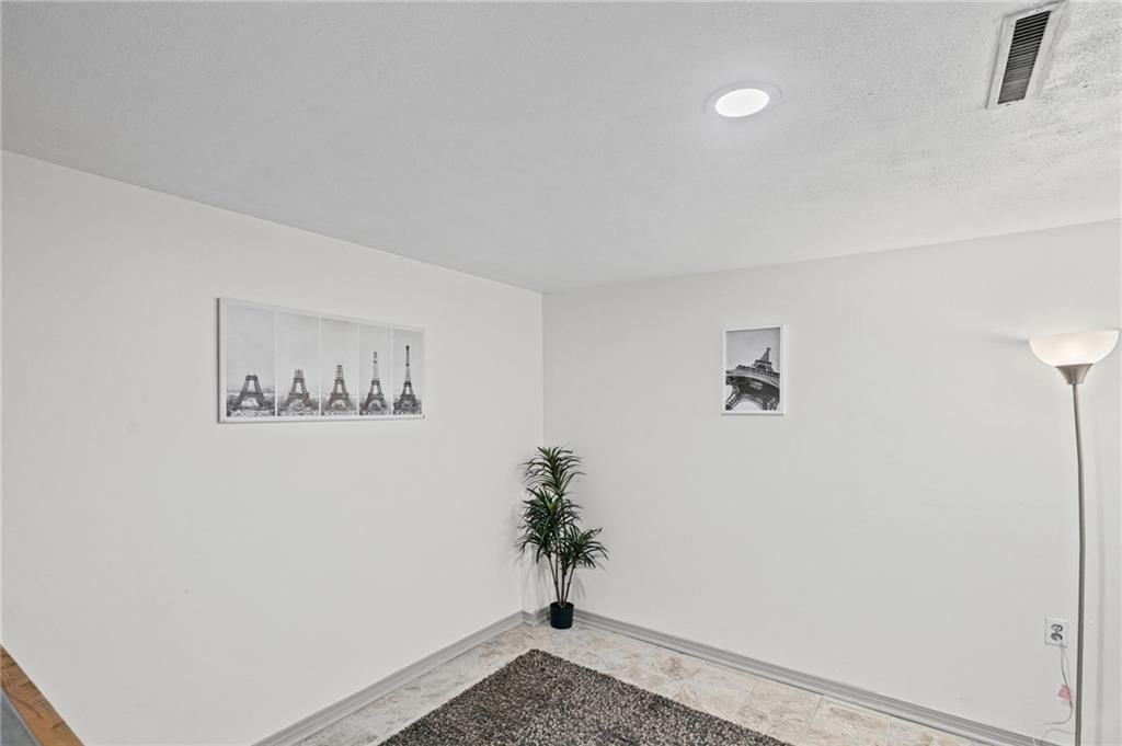 7809 Rosewood Drive — photo 27