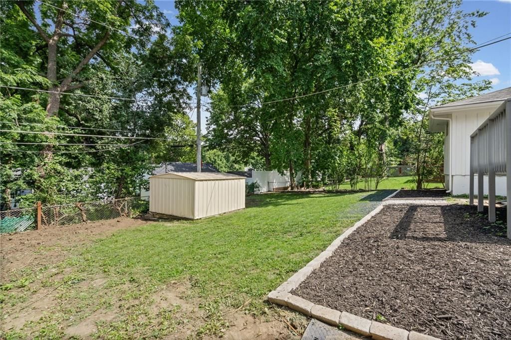 7809 Rosewood Drive — photo 35