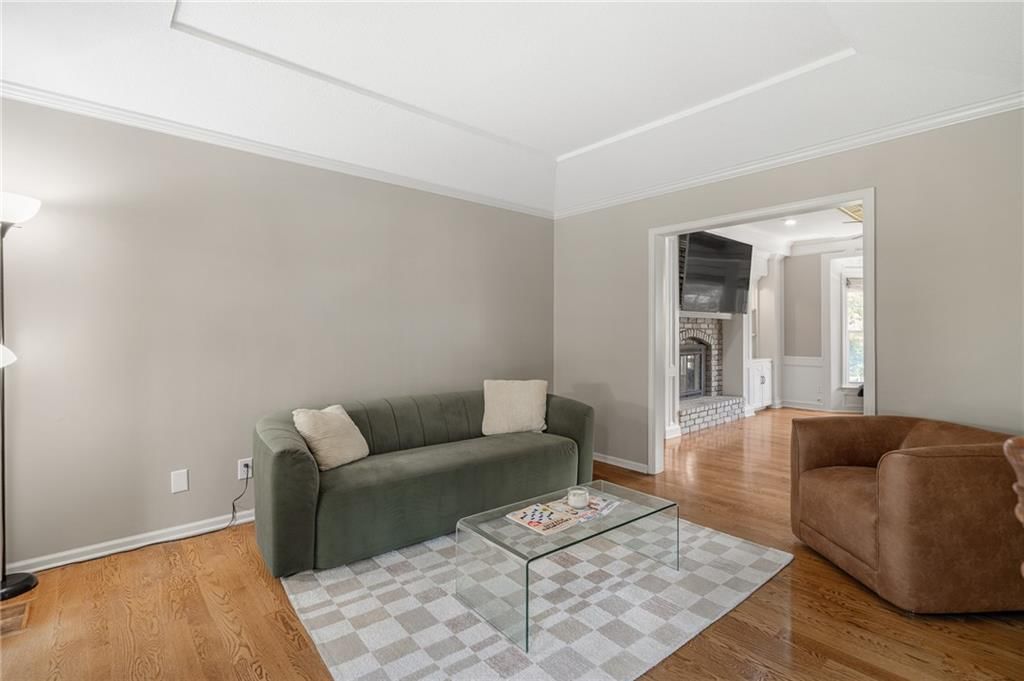 1109 W 120th Terrace — photo 15