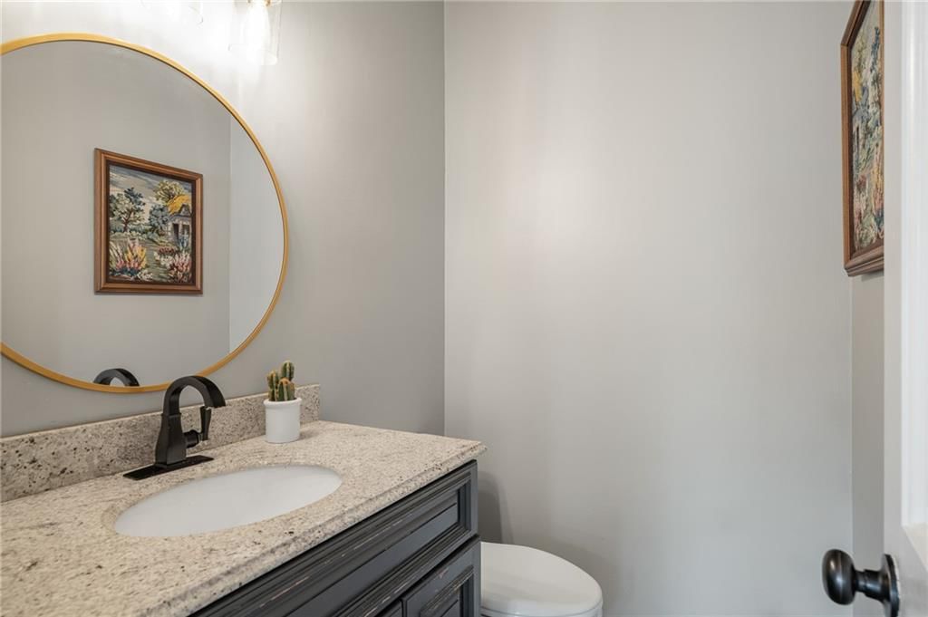 1109 W 120th Terrace — photo 32
