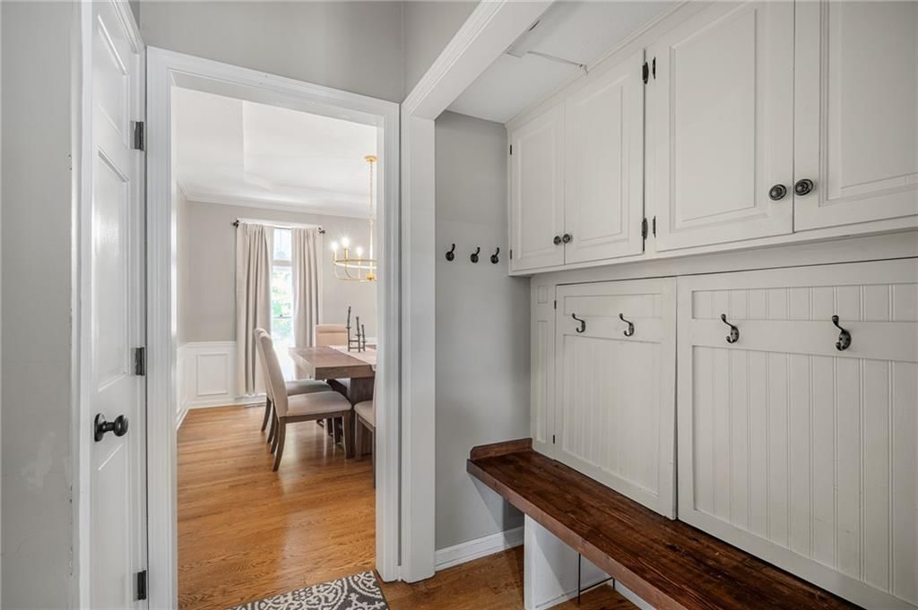 1109 W 120th Terrace — photo 33