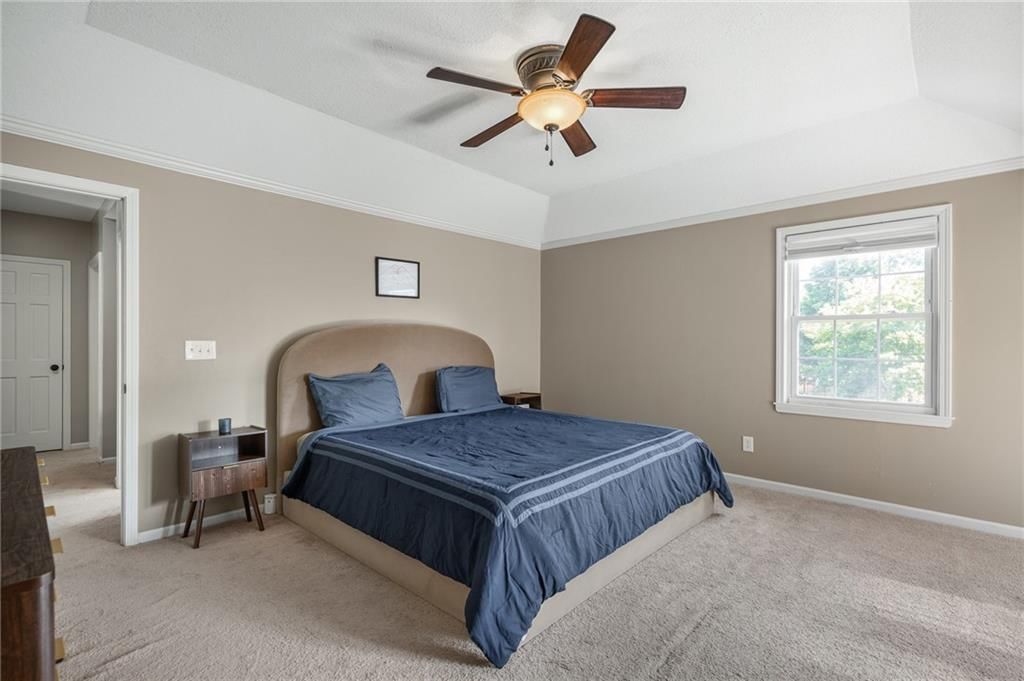 1109 W 120th Terrace — photo 35