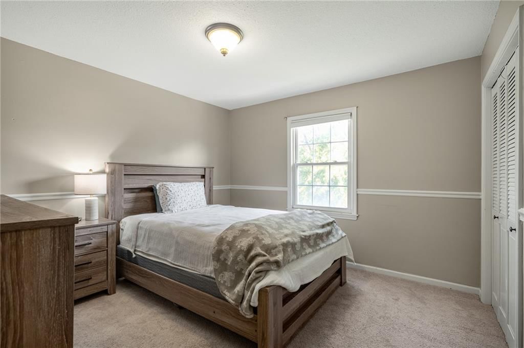 1109 W 120th Terrace — photo 47