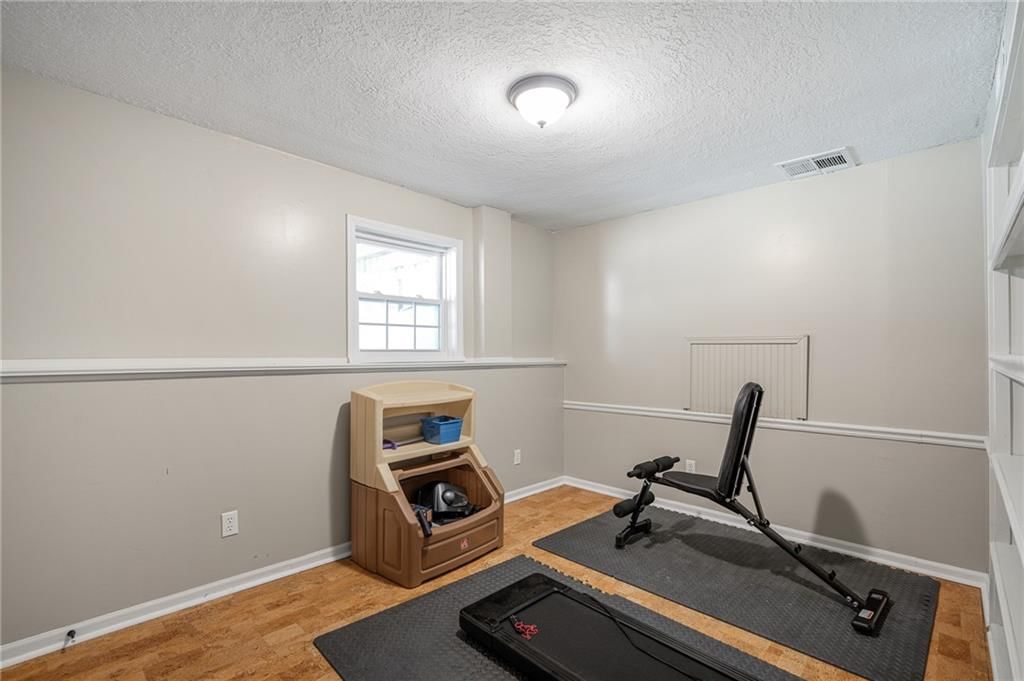 1109 W 120th Terrace — photo 57