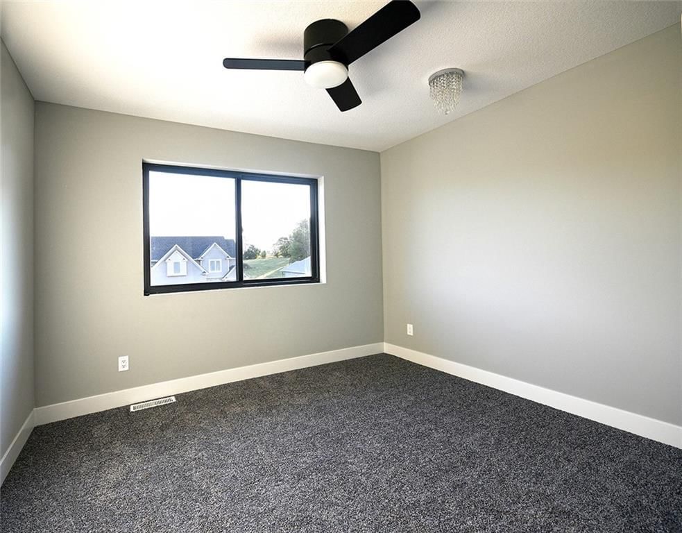 1006 Meadowbrook Drive — photo 17