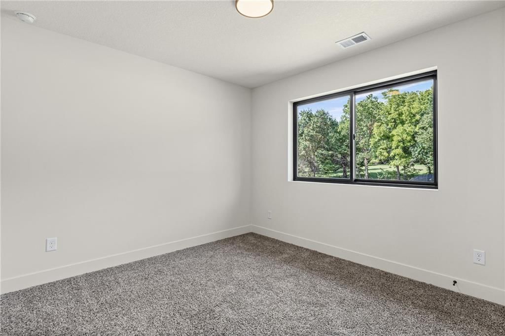 1006 Meadowbrook Drive — photo 25