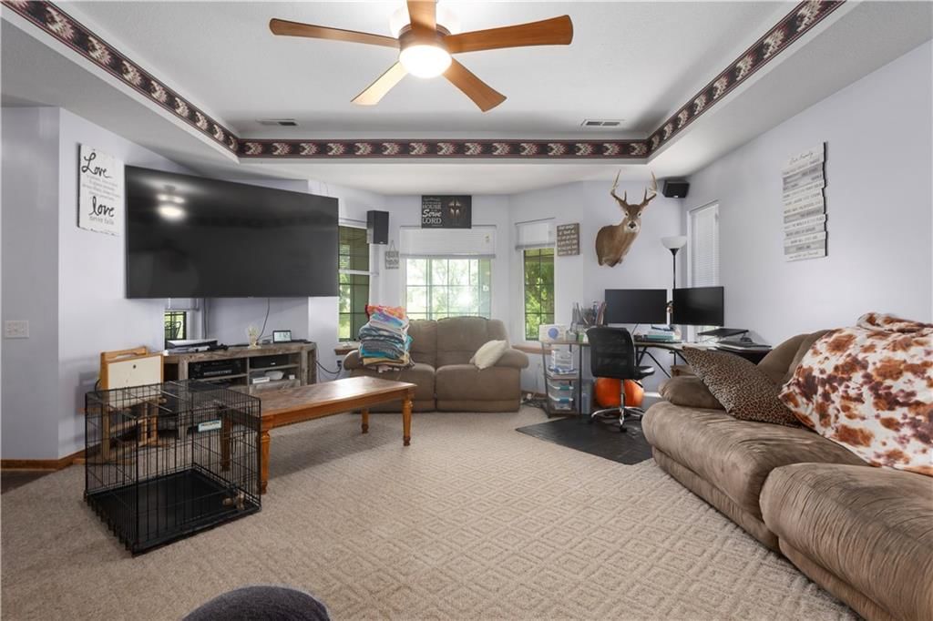 2505 N Whitney Road — photo 35