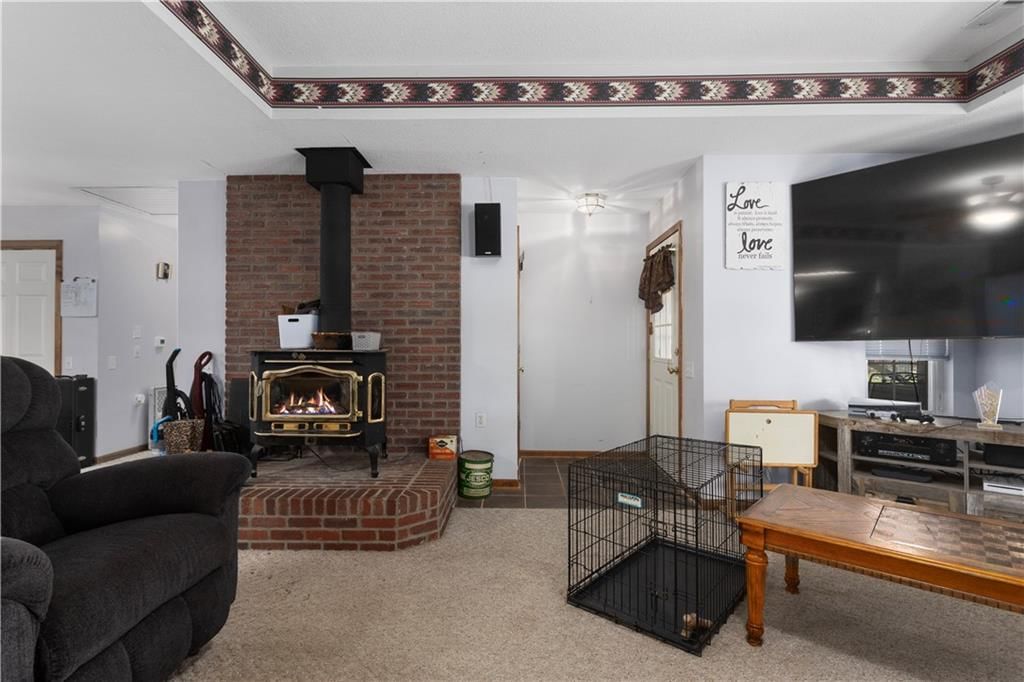 2505 N Whitney Road — photo 36
