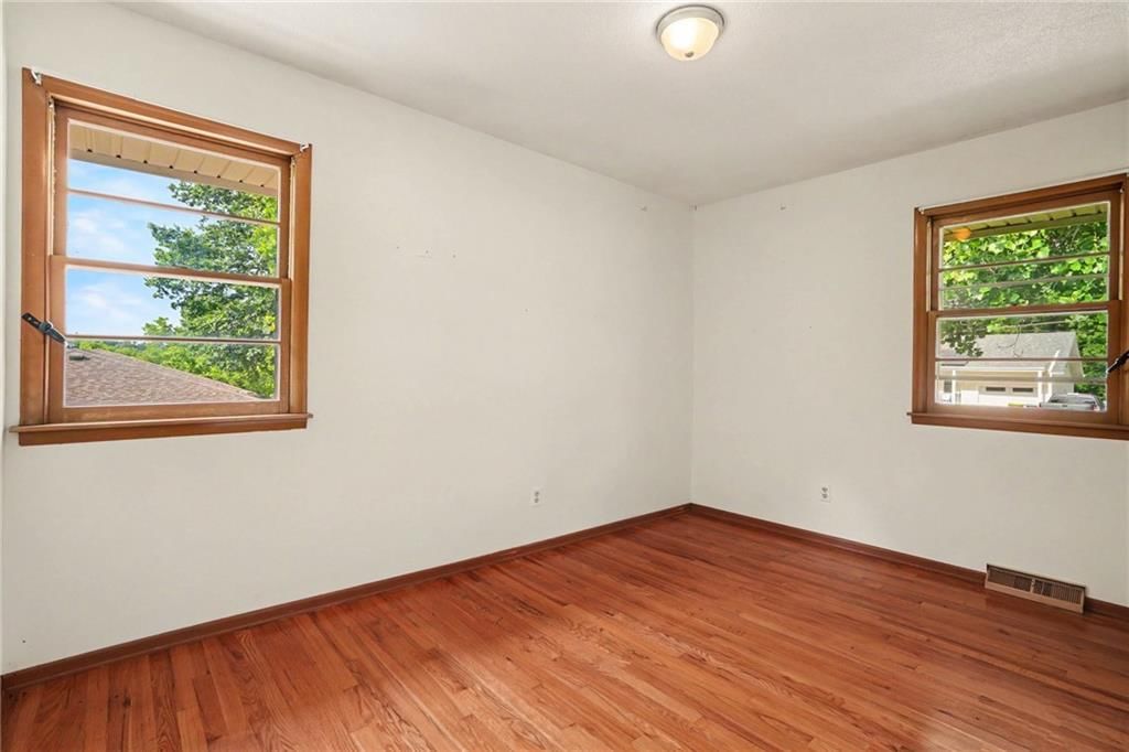 235 N Eugene Field Road — photo 20