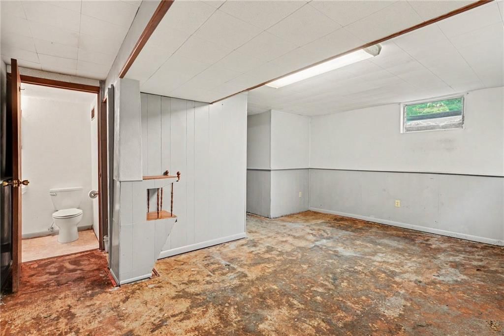 235 N Eugene Field Road — photo 28
